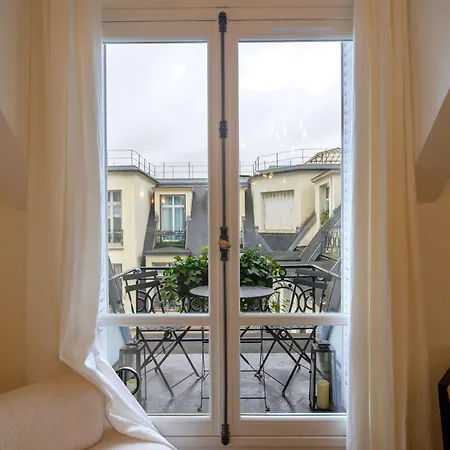 Appartamento Balcon Champs Elysees Parigi